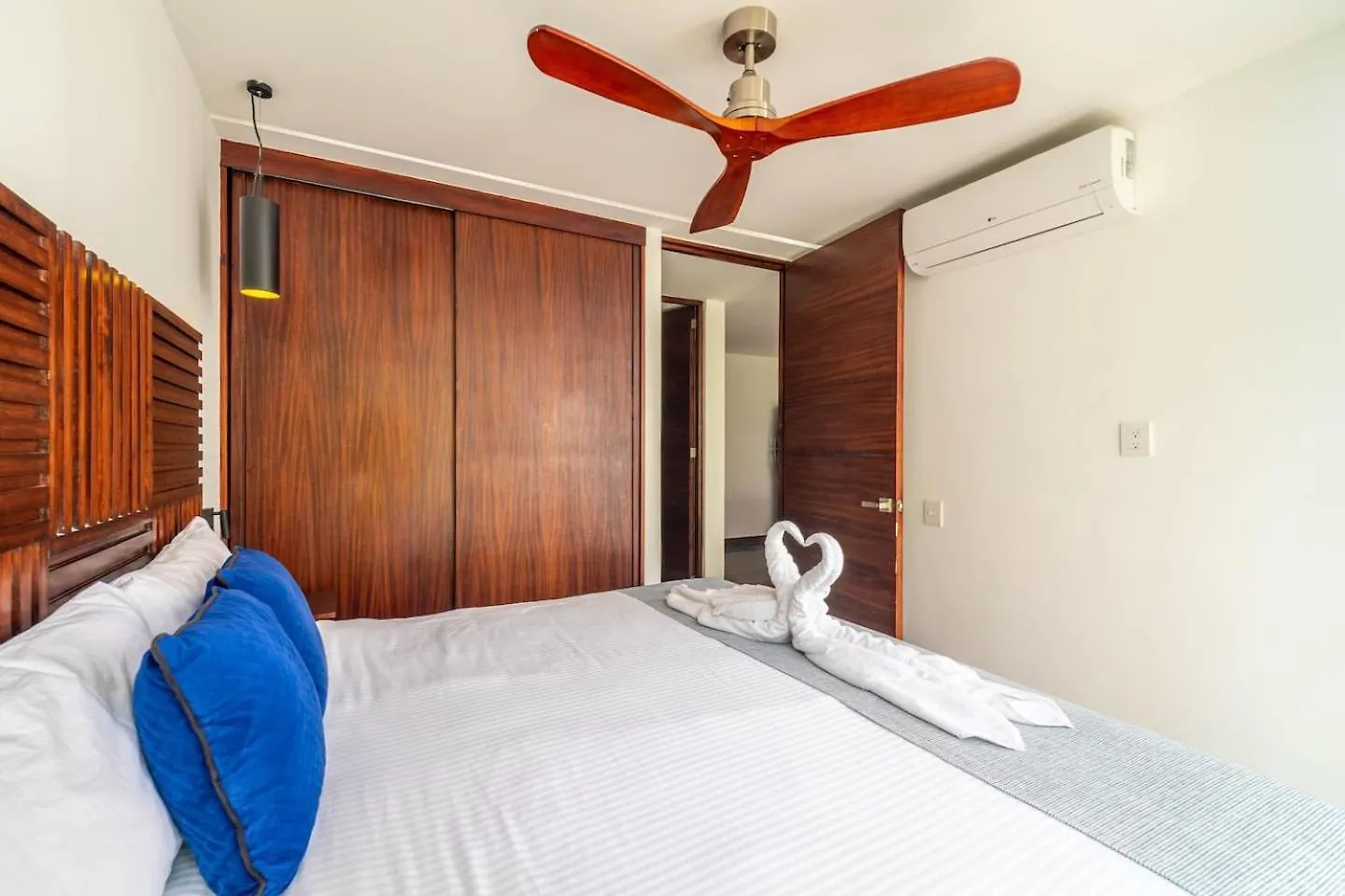 1 Bd Luxury Suite With Balcony In Trendy La Veleta Tulum