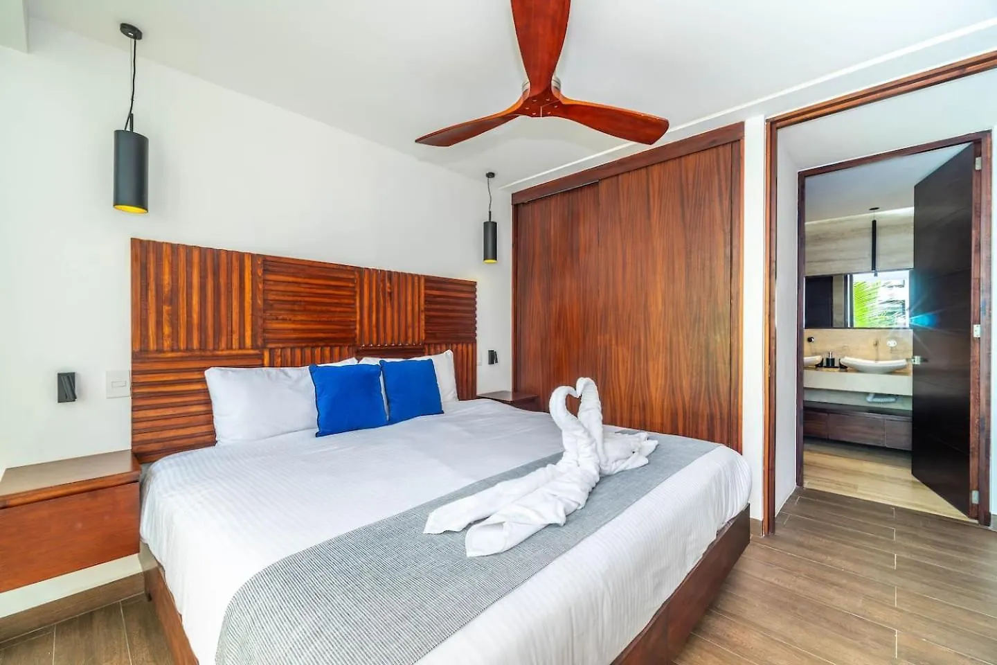 1 Bd Luxury Suite With Balcony In Trendy La Veleta Tulum