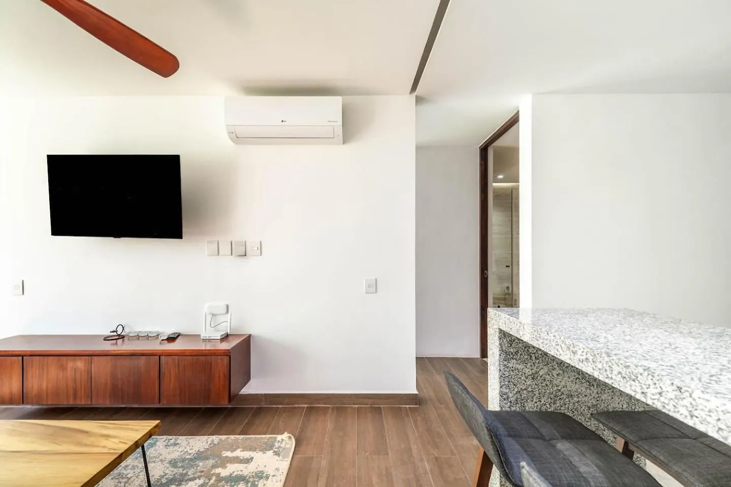1 Bd Luxury Suite With Balcony In Trendy La Veleta Tulum Holiday home